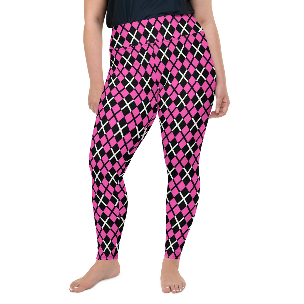 Women's Plus plaid clover print leggings. • High rise elasticized